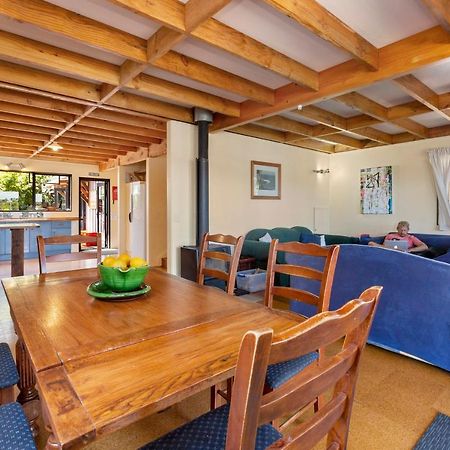 Raglan Backpackers Hostel Eksteriør bilde