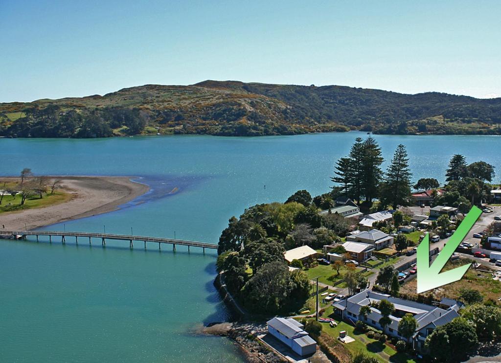 Raglan Backpackers Hostel Eksteriør bilde